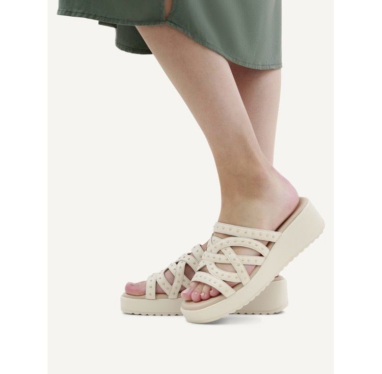 Caprice Cream Nappa Leather Sandal With Low Wedge Heel Caprice Cream Nappa Leather Sandal With Low Wedge Heel