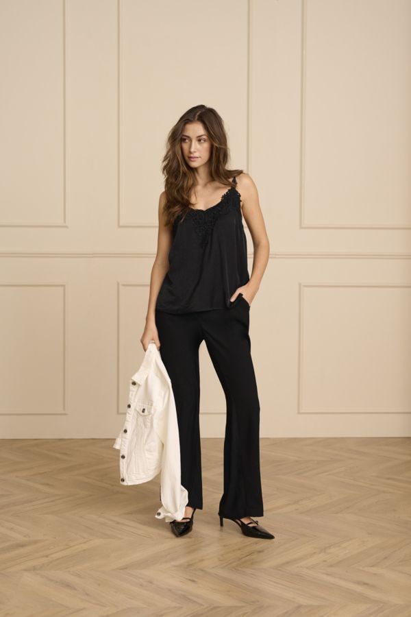 Cream Anna Top - Pitch Black