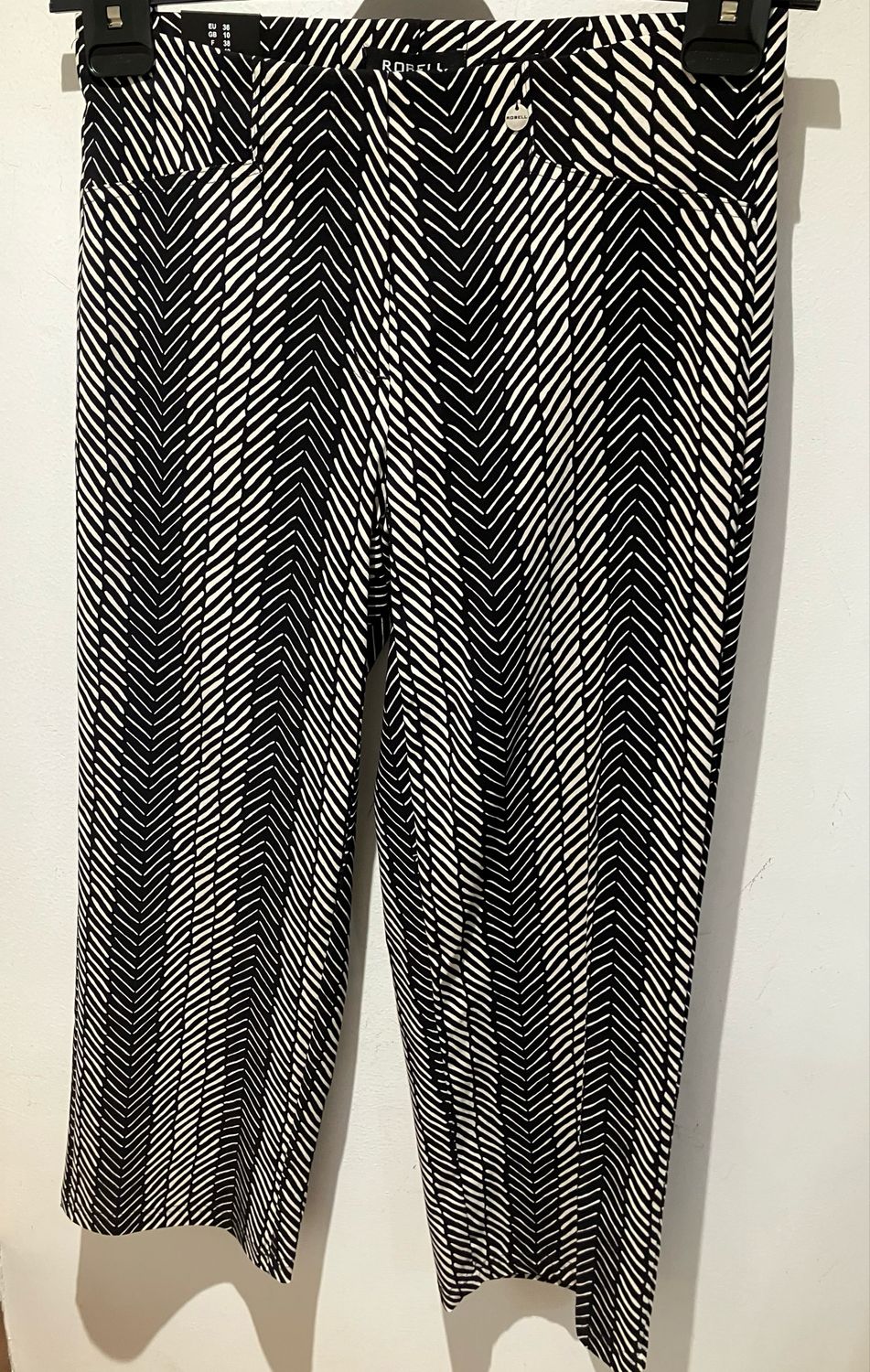 Robell EFI 09 Wide Leg Ankle Relax Fit Trousers Black And Cream 51539