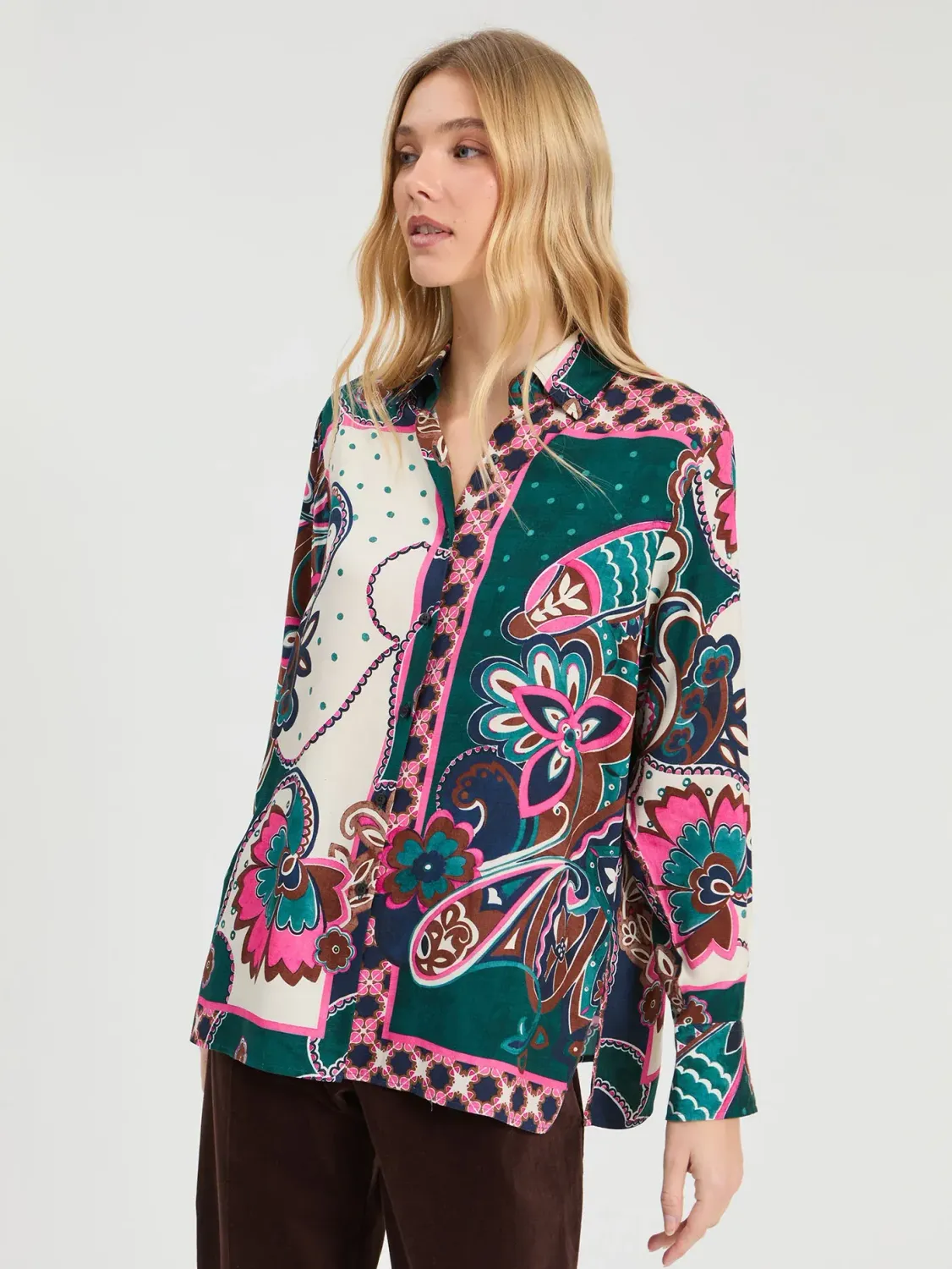 Vilagallo GREEN AND PINK PAISLEY SHIRT 34165 Vilagallo GREEN AND PINK PAISLEY SHIRT 34165