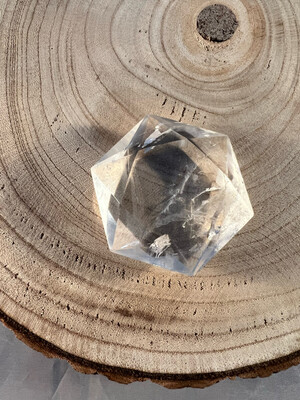 Bergkristal geslepen diamant - 75 gram