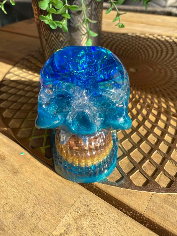 ORGONITE SKULL BLEU ROSE