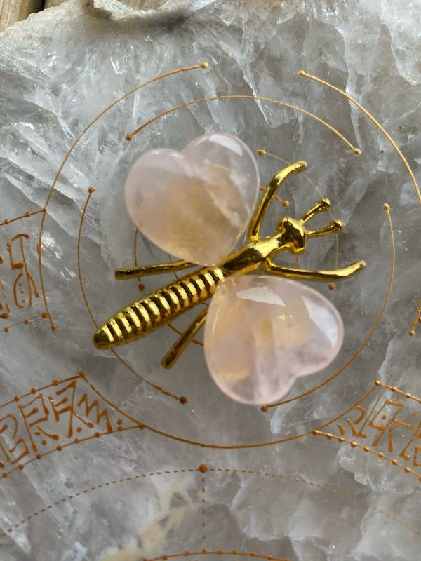 Vlindertje goud met Rozenkwarts