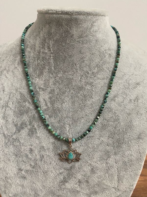 Ketting Turkoois plus Lotus hanger met Turkoois
