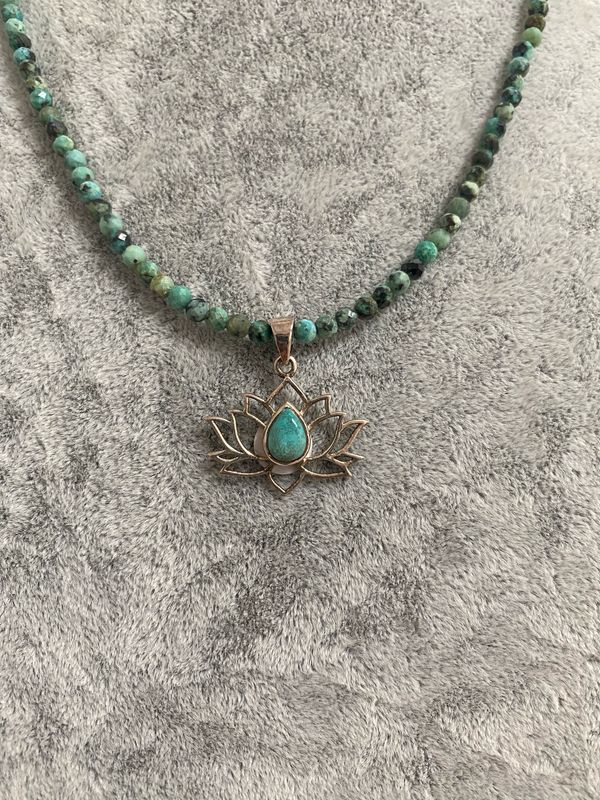 Ketting Turkoois plus Lotus hanger met Turkoois