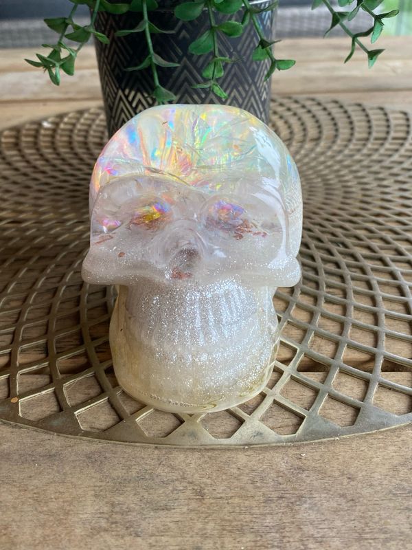 ORGONITE SKULL: RAINBOW ROSE