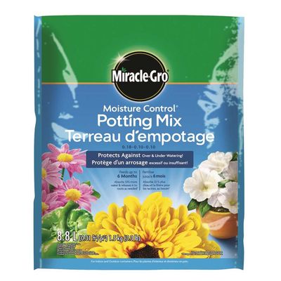 Miracle-Gro Moisture Control Potting Mix 8.8L