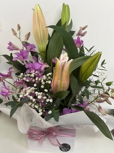 ​Orchid & Lily Boxed Display