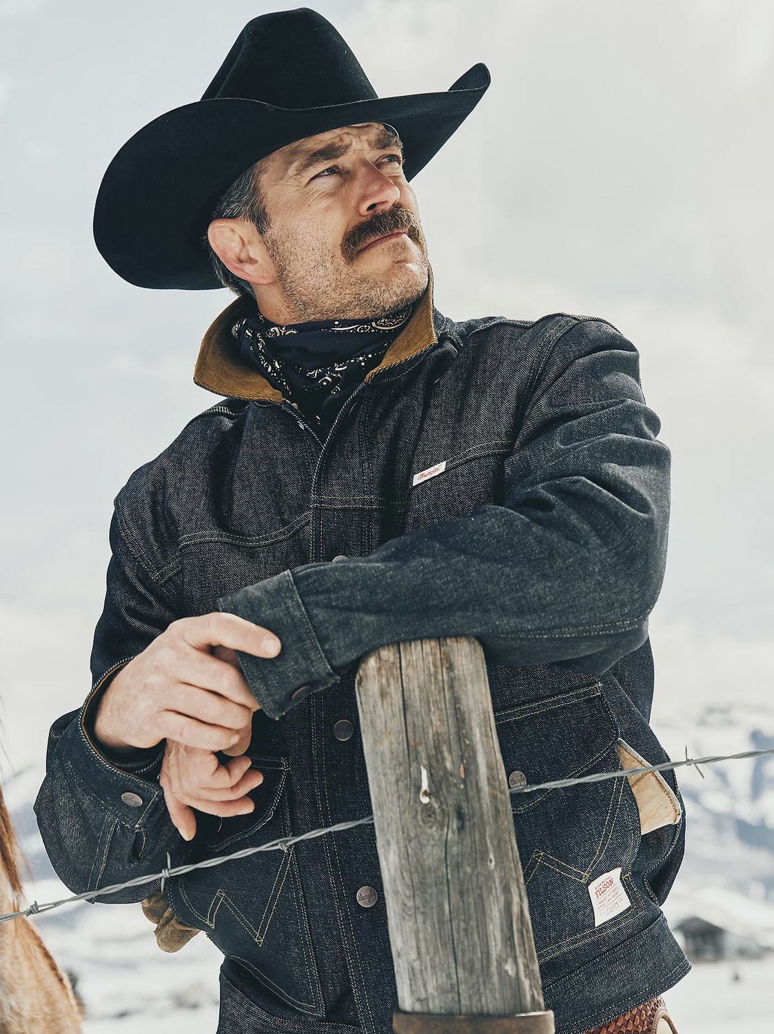 Men&#39;s Filson x Wrangler Two-Tone Denim Work Jacket