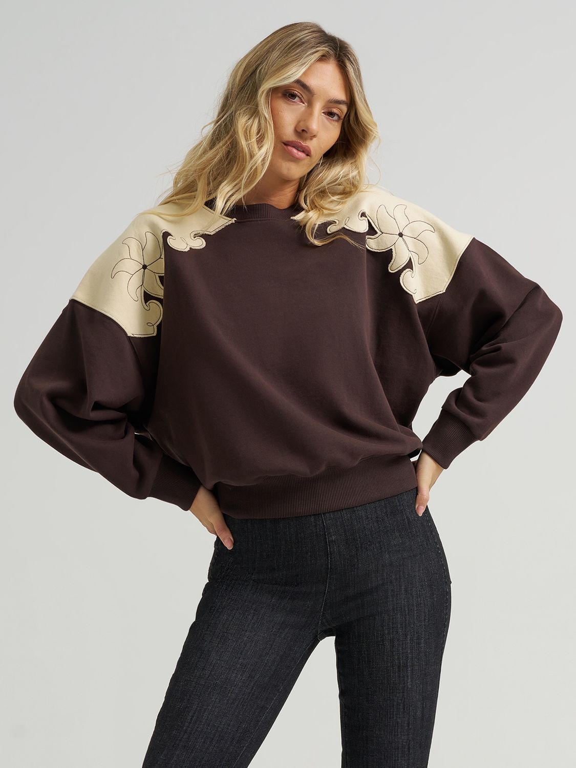 Wrangler x Lainey Wilson French Terry Crew Pullover