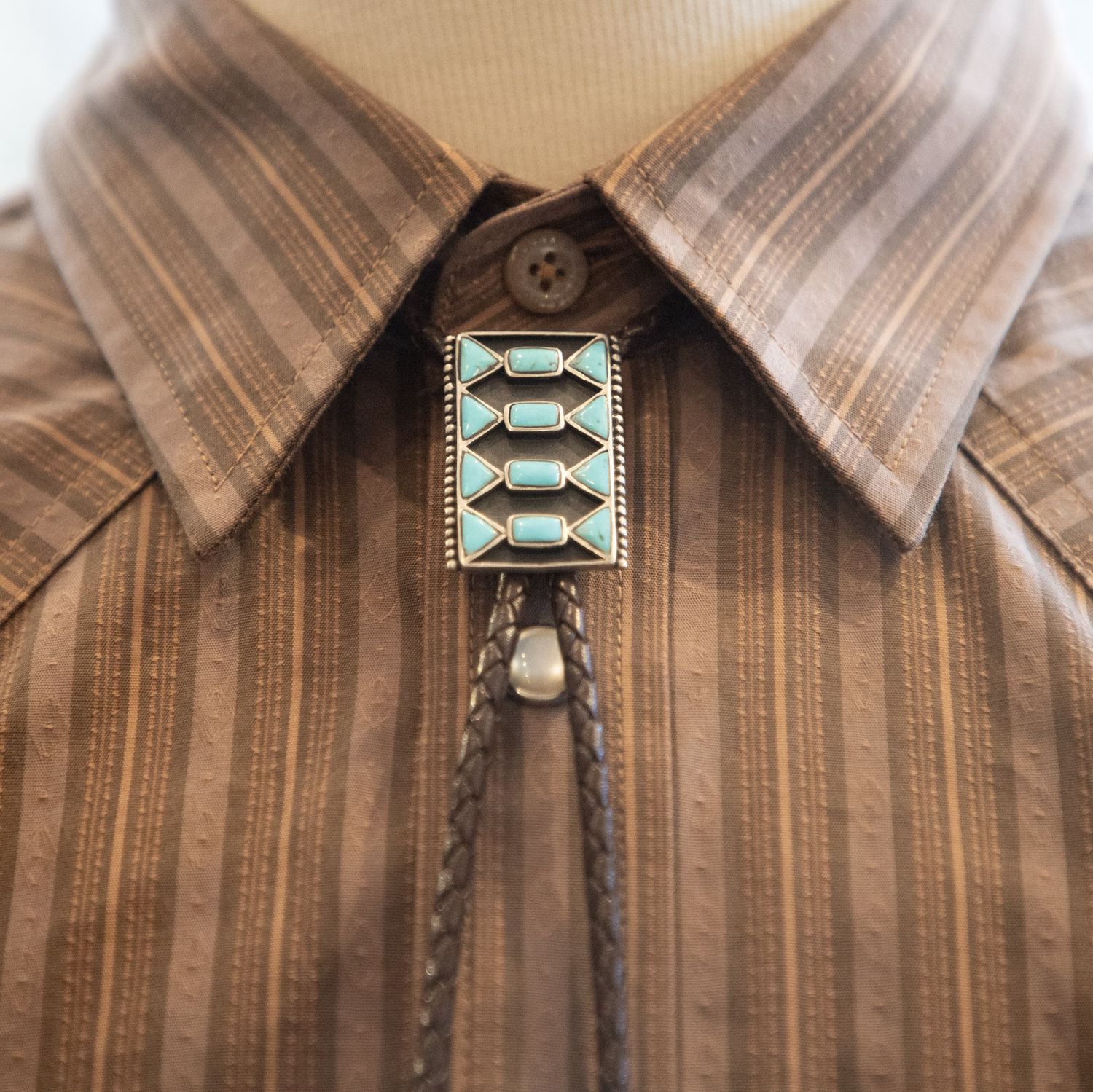 Turquoise Design Bolo Tie