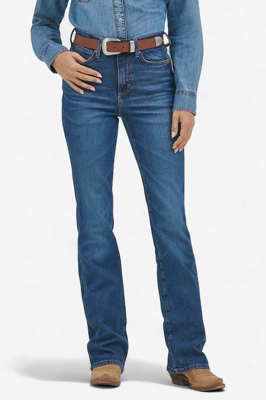 Wrangler Retro® Bailey Bootcut Jean - Medium Wash