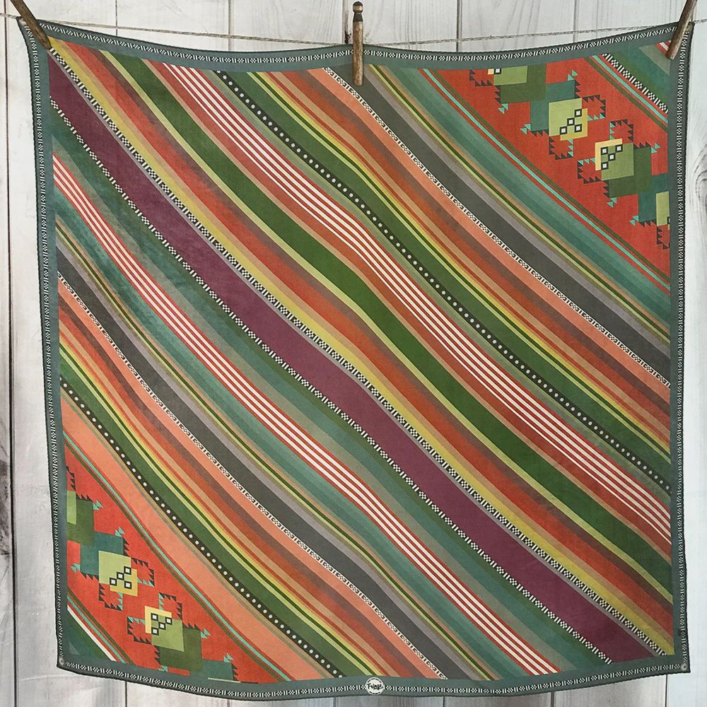 Fringe Scarves Down South Serape, Size: Long Tall 35" X 35"