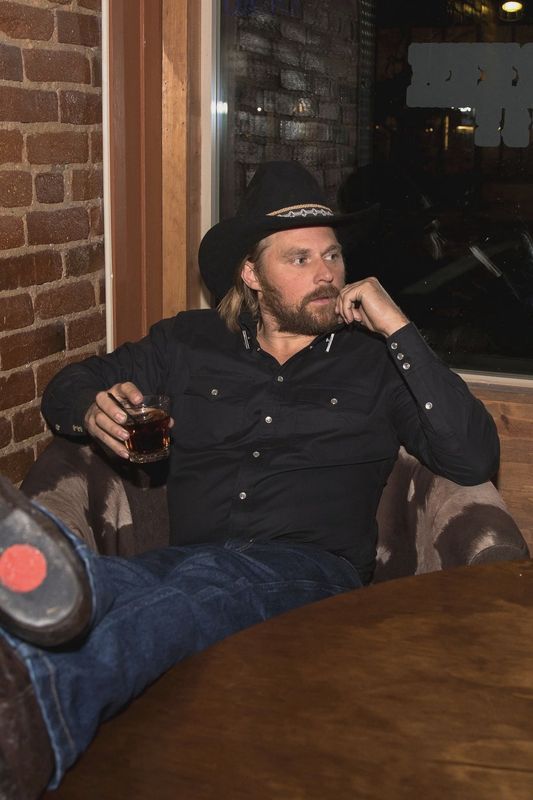 Classic Western Button Down with Snaps - Black