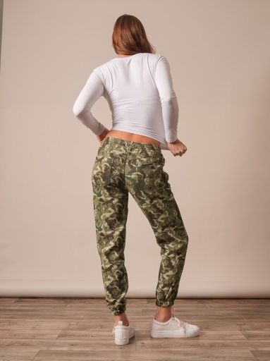 Page Pants - Camo - Women's - Kimes Ranch