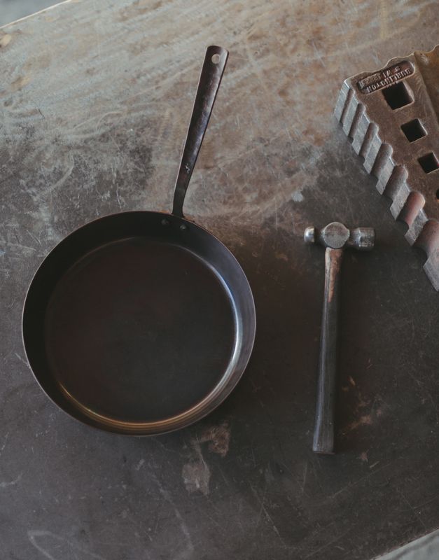 12" Wyoming Range Skillet