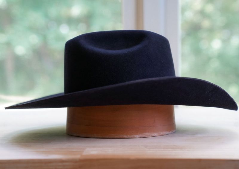 Cattleman/Roper 100X - Black Cherry 7 1/8 Num.776 - Cofer Hat Co.