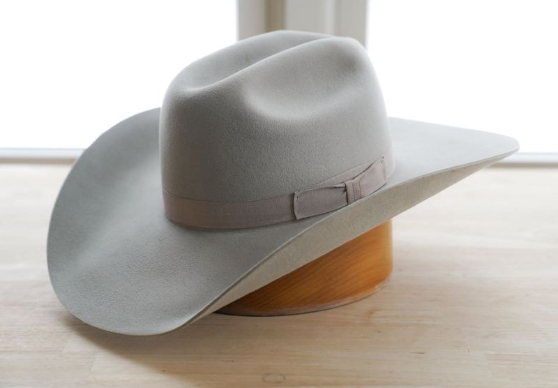 Cattleman/Roper - Silverbelly 7 1/2 Num 1044 - Cofer Hat Co.