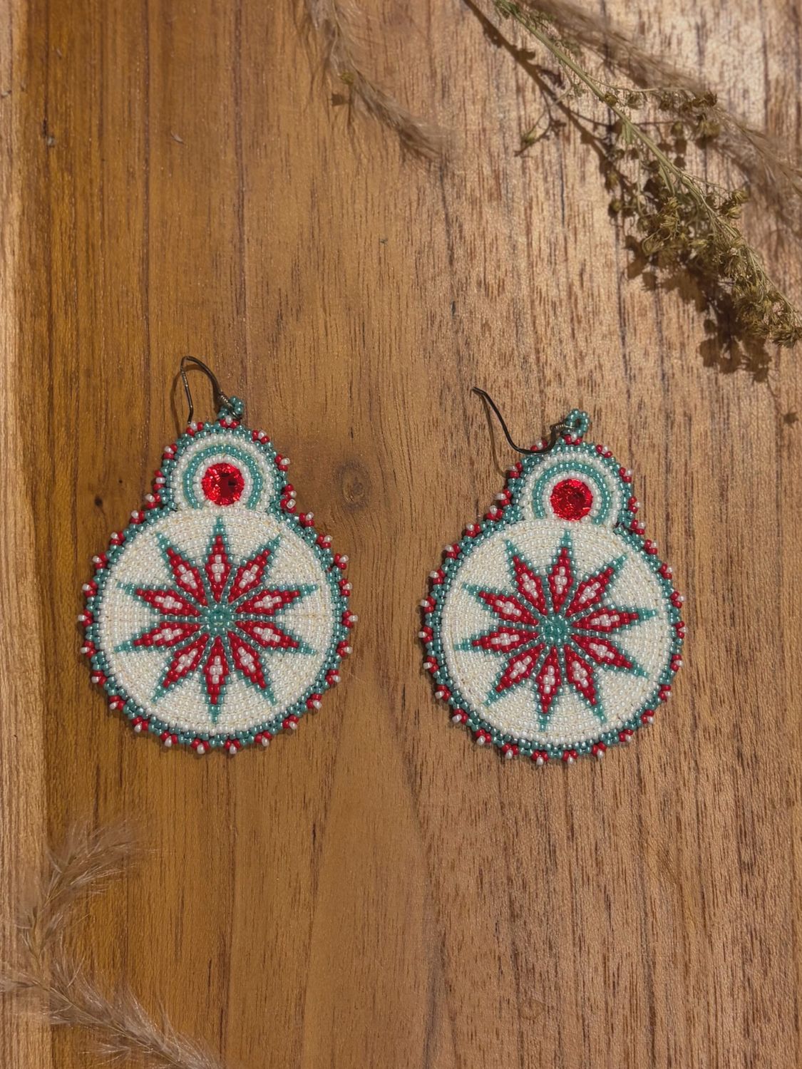 Red &amp; Turquoise Starburst Handcrafted Beaded Earrings No. 643 - Montana Creations