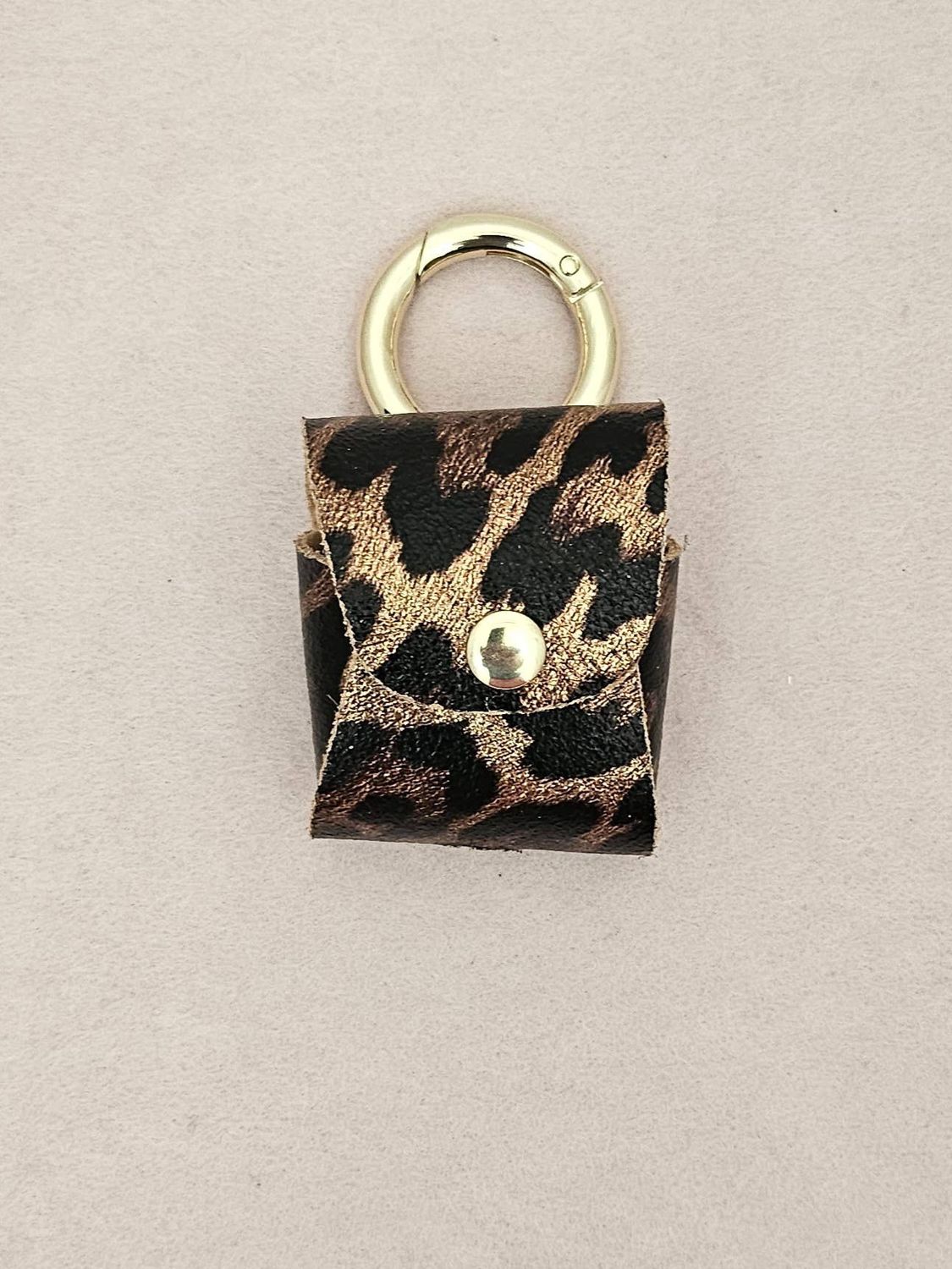 Leather Earbud Holder Bag Charm - Dark leopard
