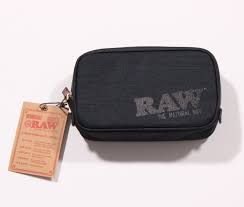 Accessories | Gear/ Apparel | Raw Qtr Pounder Smokers Pouch