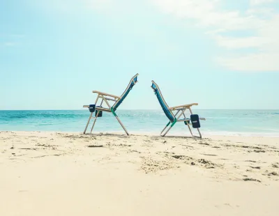 Beach Chairs in Panama City – Lounge Local with Sunjammers