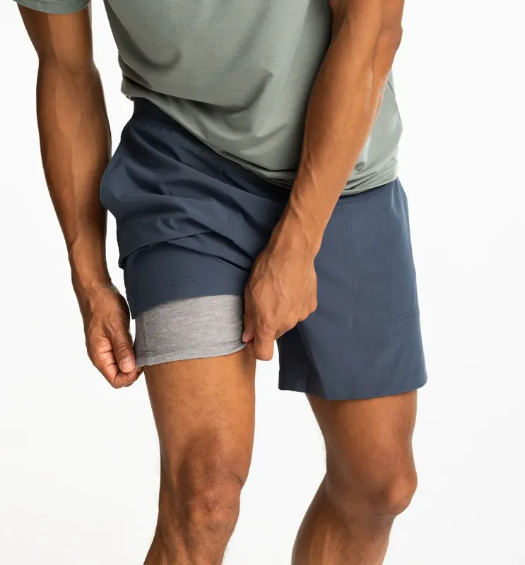 Free Fly Men&#39;s Lined Active Breeze Short