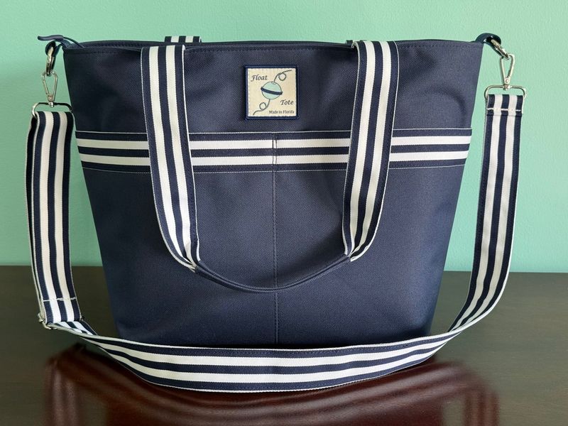 Float Tote Cruiser Tote