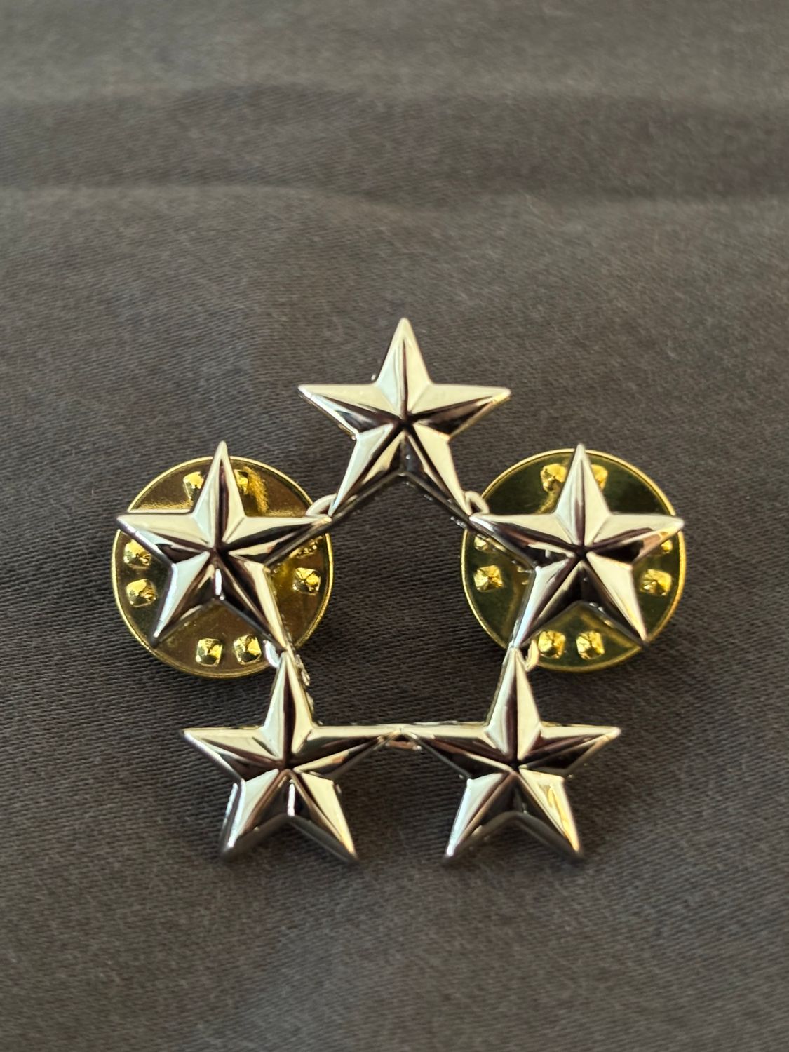 Collar Insignia: Fleet Admiral 5-star 3/8" stars