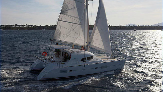 LAGOON 380 s2