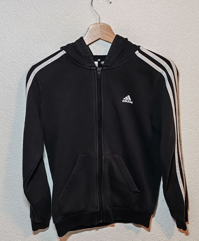 Veste Adidas Full Zip – Taille 12 ans Veste Adidas Full Zip – Taille 12 ans