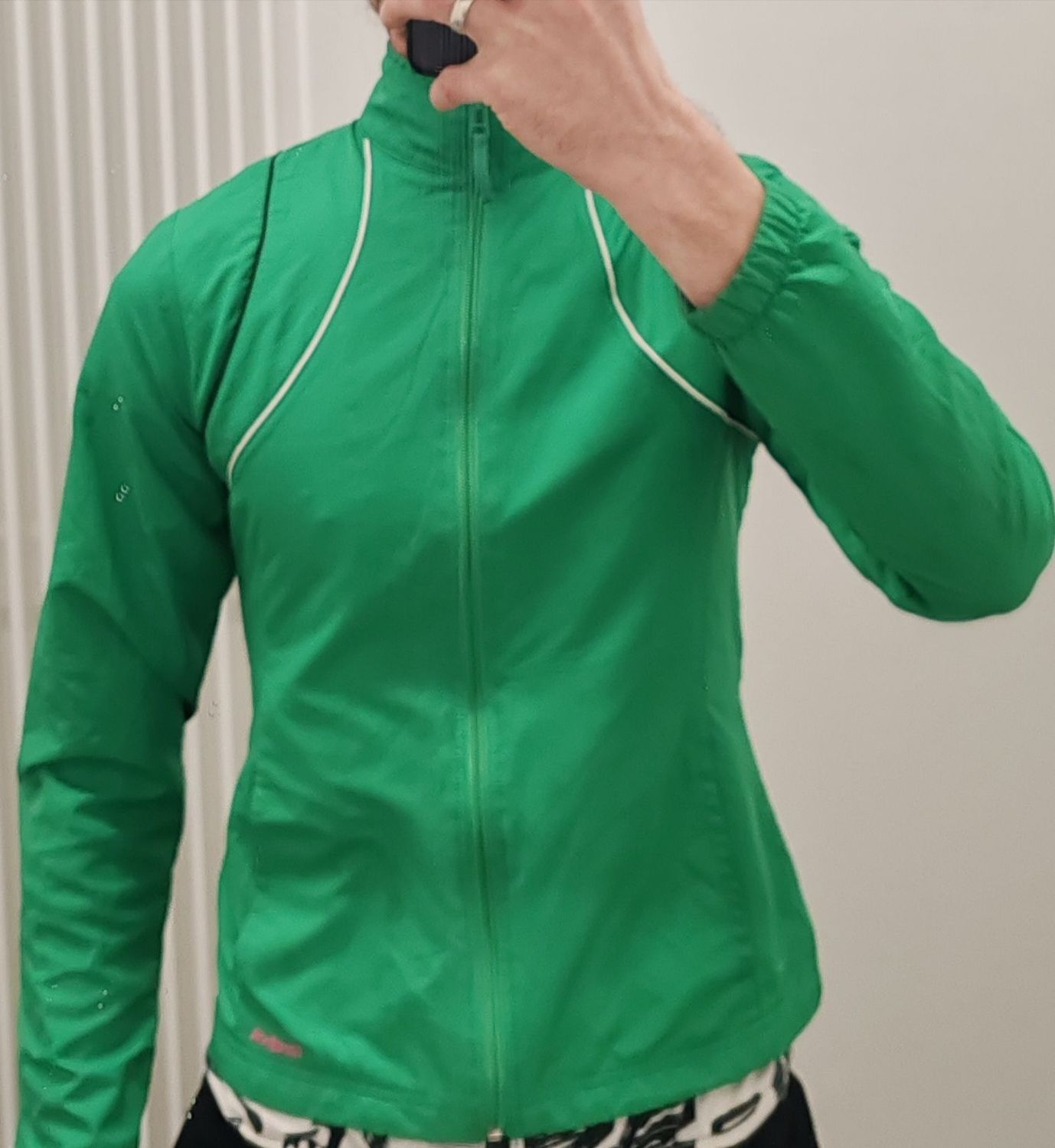 Veste Reebok femme — taille XS.