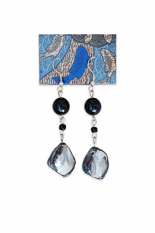 ​ Boucles d’oreilles femme noir & nacré – Fait main