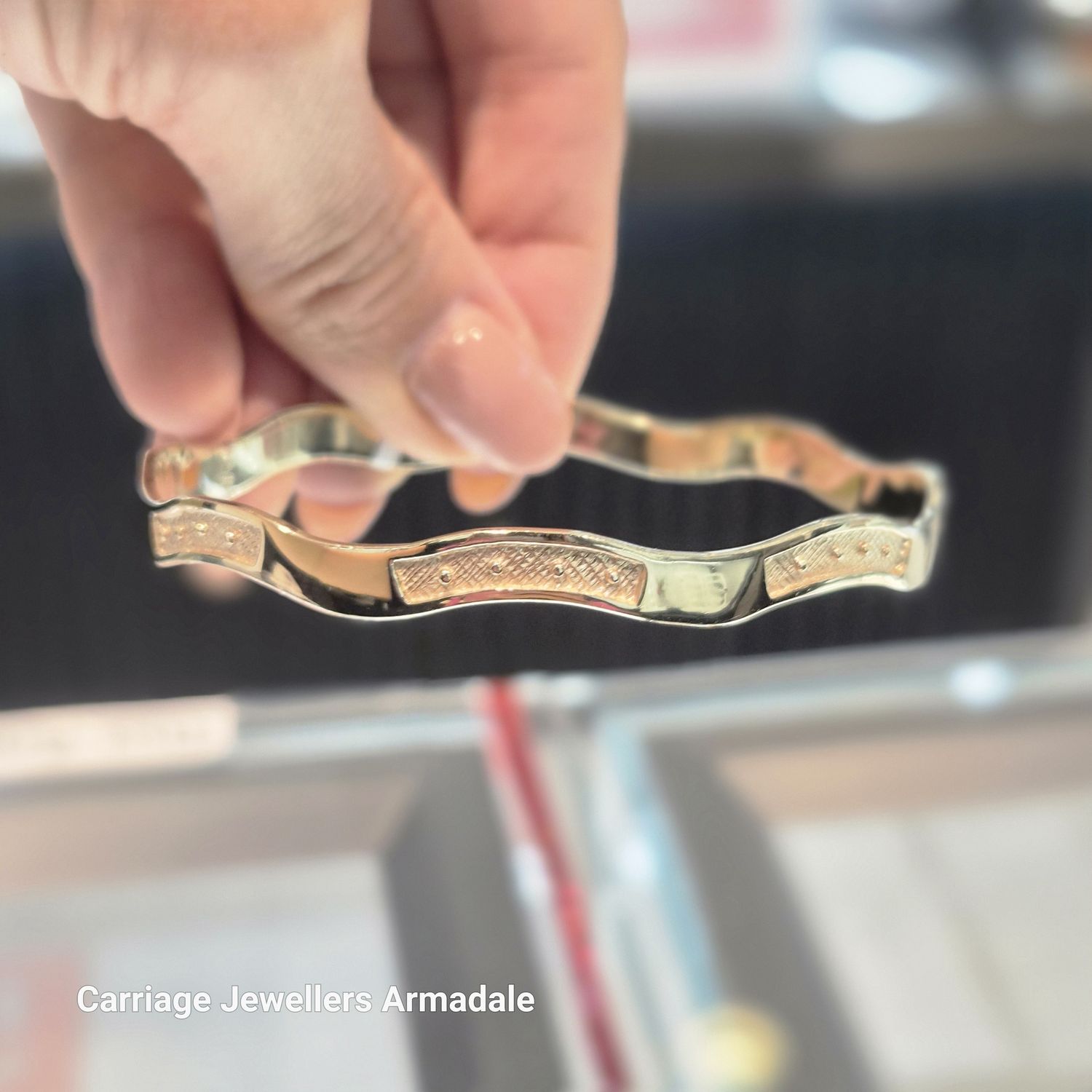 9ct Yellow Gold Wavy Solid Bangle with Textured Detailing