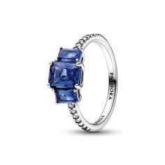 Sterling silver ring with princess blue 192389C01-50