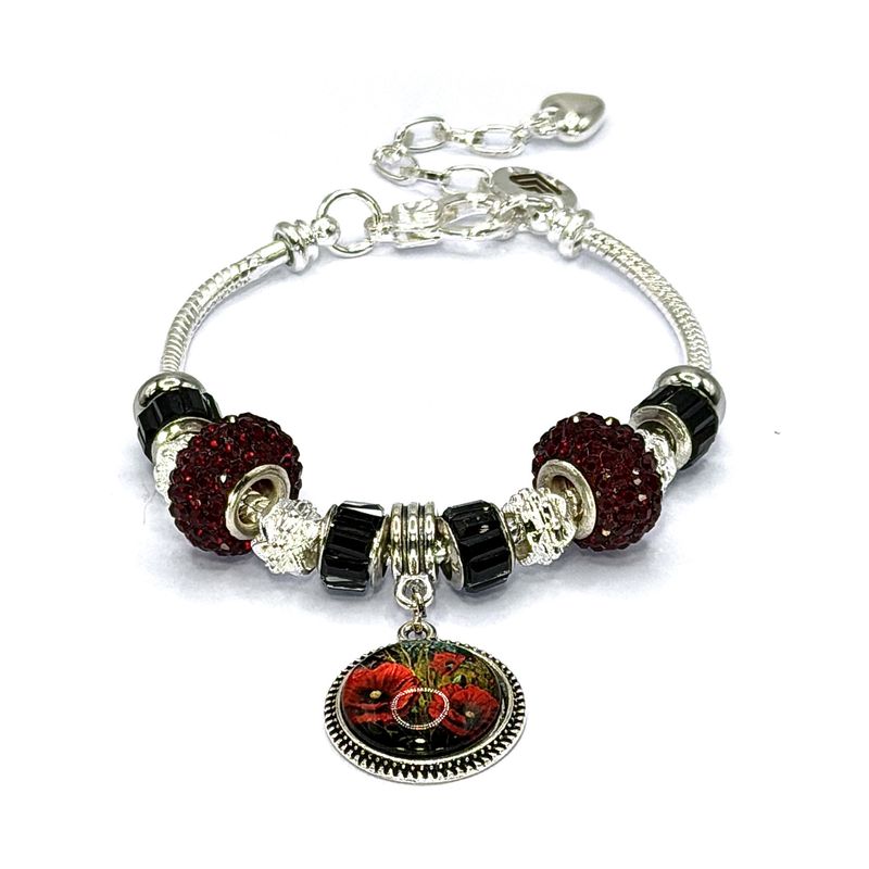 #1262_Charmed-Life-Canada_Hold_it_High