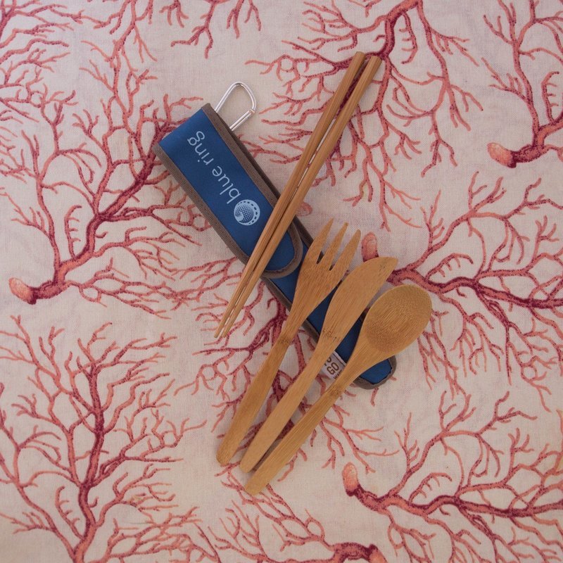 Utensil set