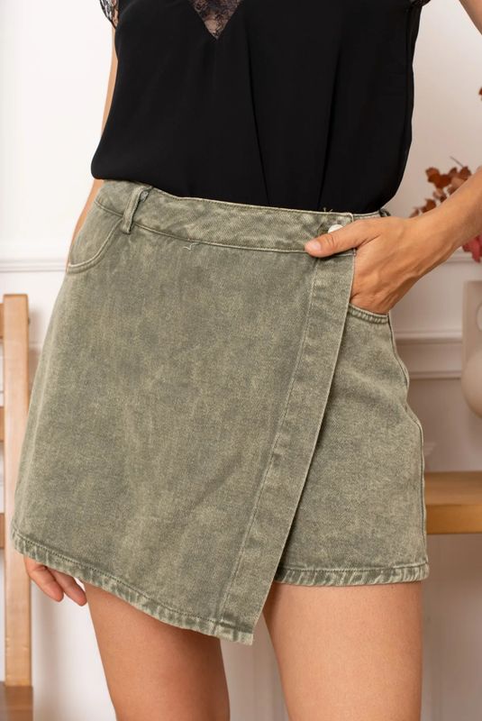 Colored skorts