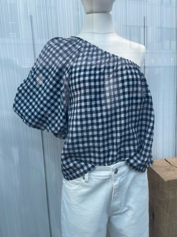 Checked one shoulder top