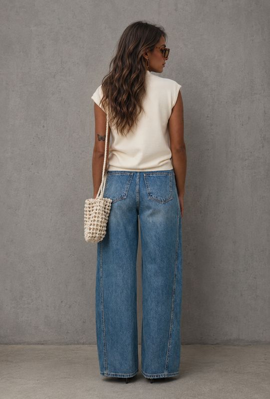 Soft highneck knit ecru