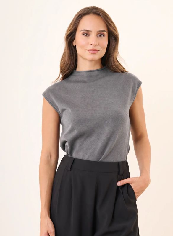 Soft highneck knit grey