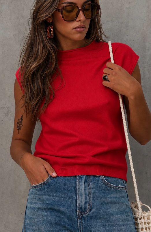 Soft highneck knit red