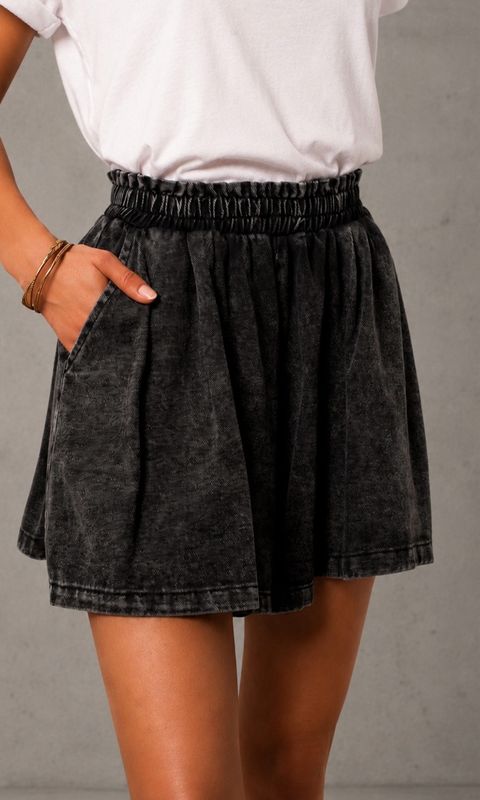 Demi shorts black