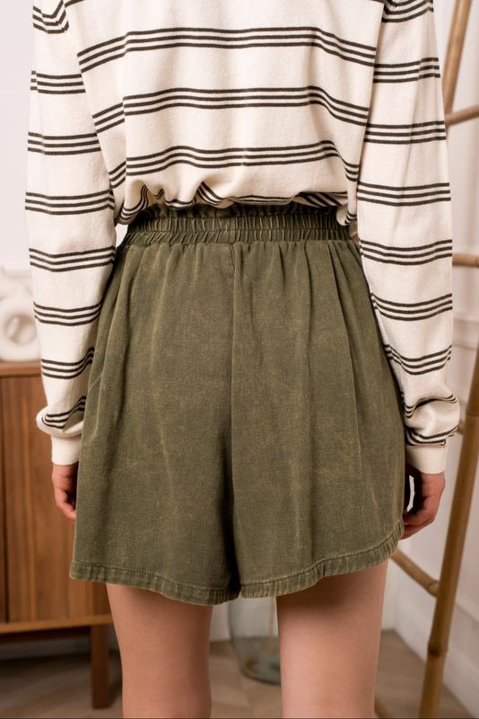 Demi shorts kaki