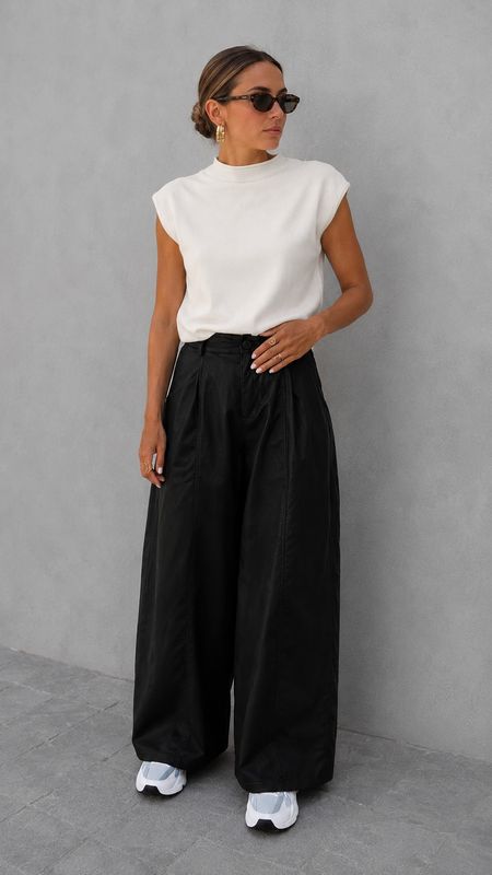 Leather balloon pants black (PRE-ORDER 21/08)