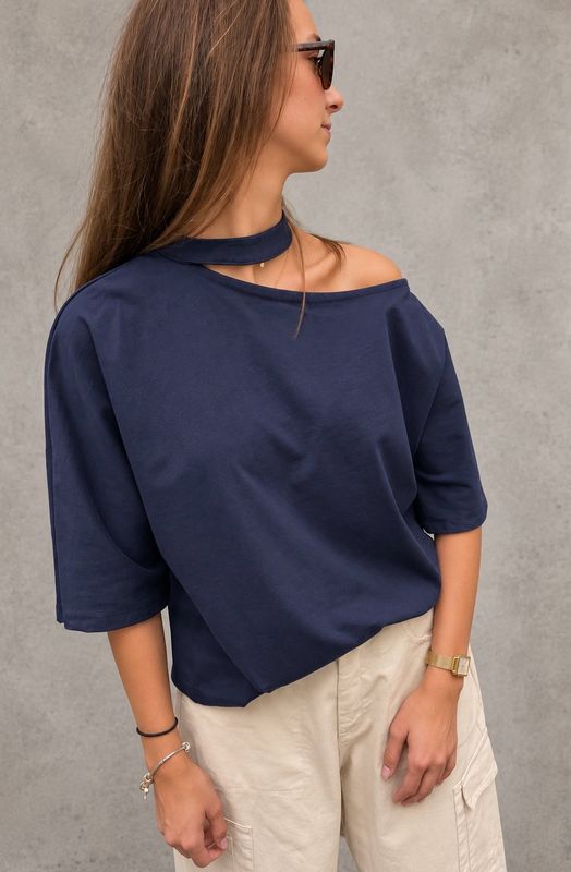 Tuscan cut out tee