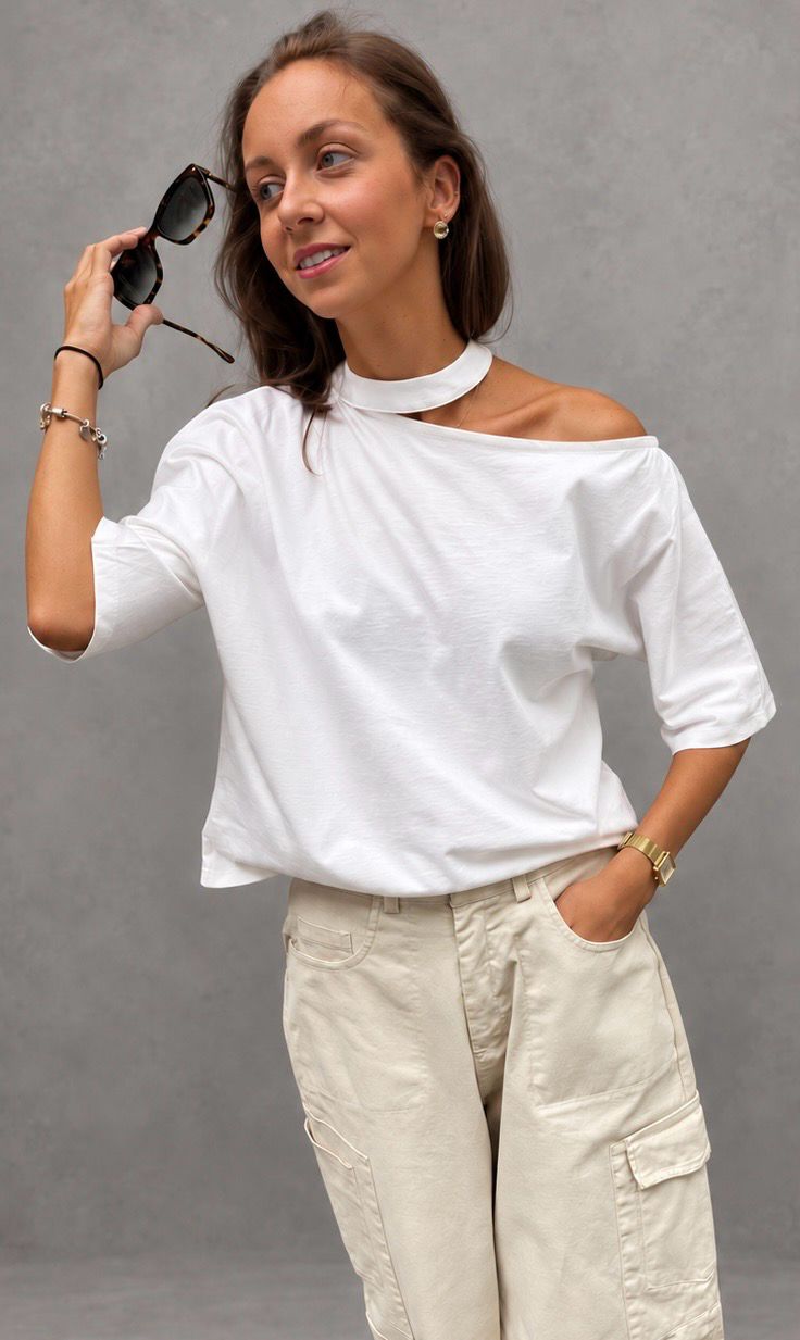 Tuscan cut out tee ecru