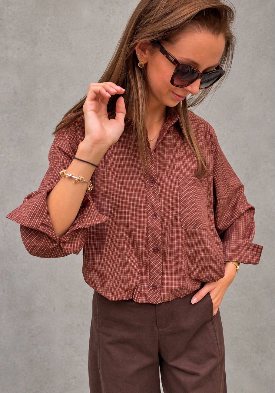 Checked puffed shirt