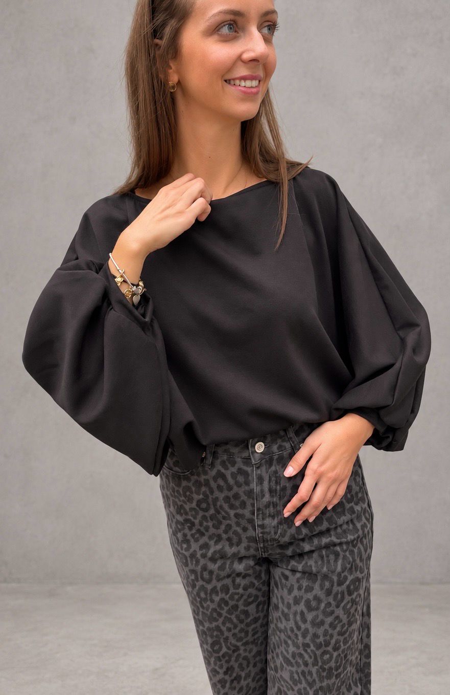 Balloon sweater zwart