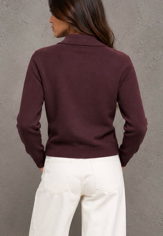Button crew neck aubergine